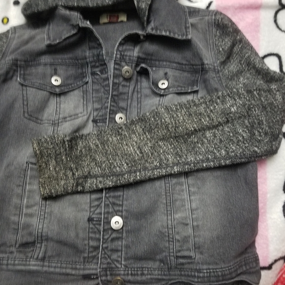 Lei jean jacket with hoodie + sleeves - Picture 5 of 11